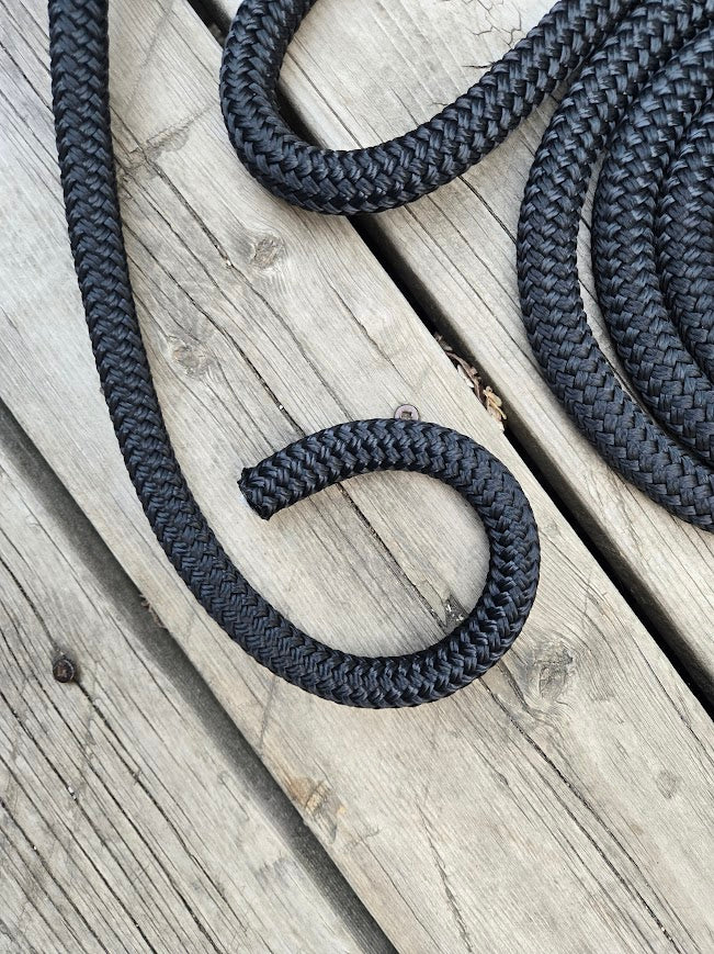 5/8" 14ft black lead rope with silver panic snap,  blunt end, and brown/cream paracord accents - Sagebrush Tack