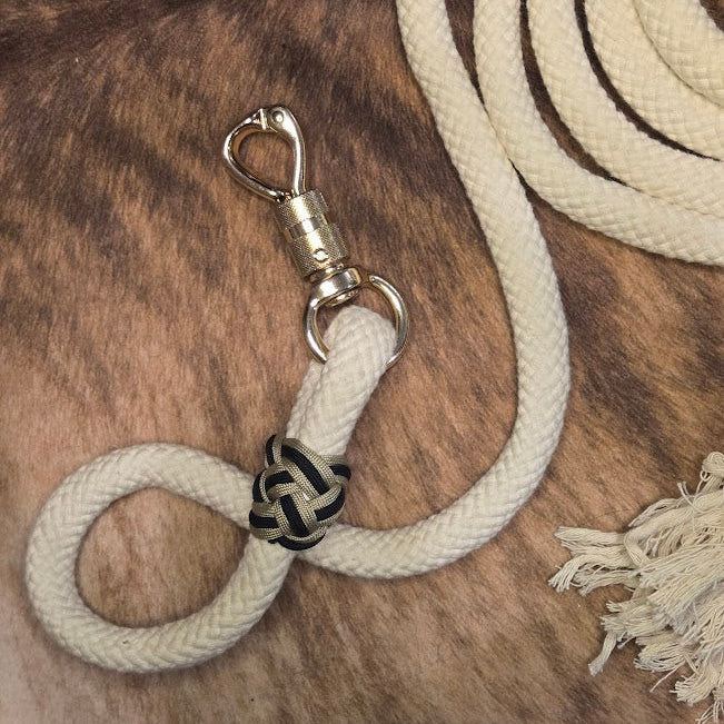5/8" 12ft cream cotton lead rope with brass panic snap and tassel end - Sagebrush Tack