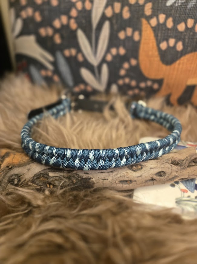 Custom Fishtail collar - The Maker Barn Studio
