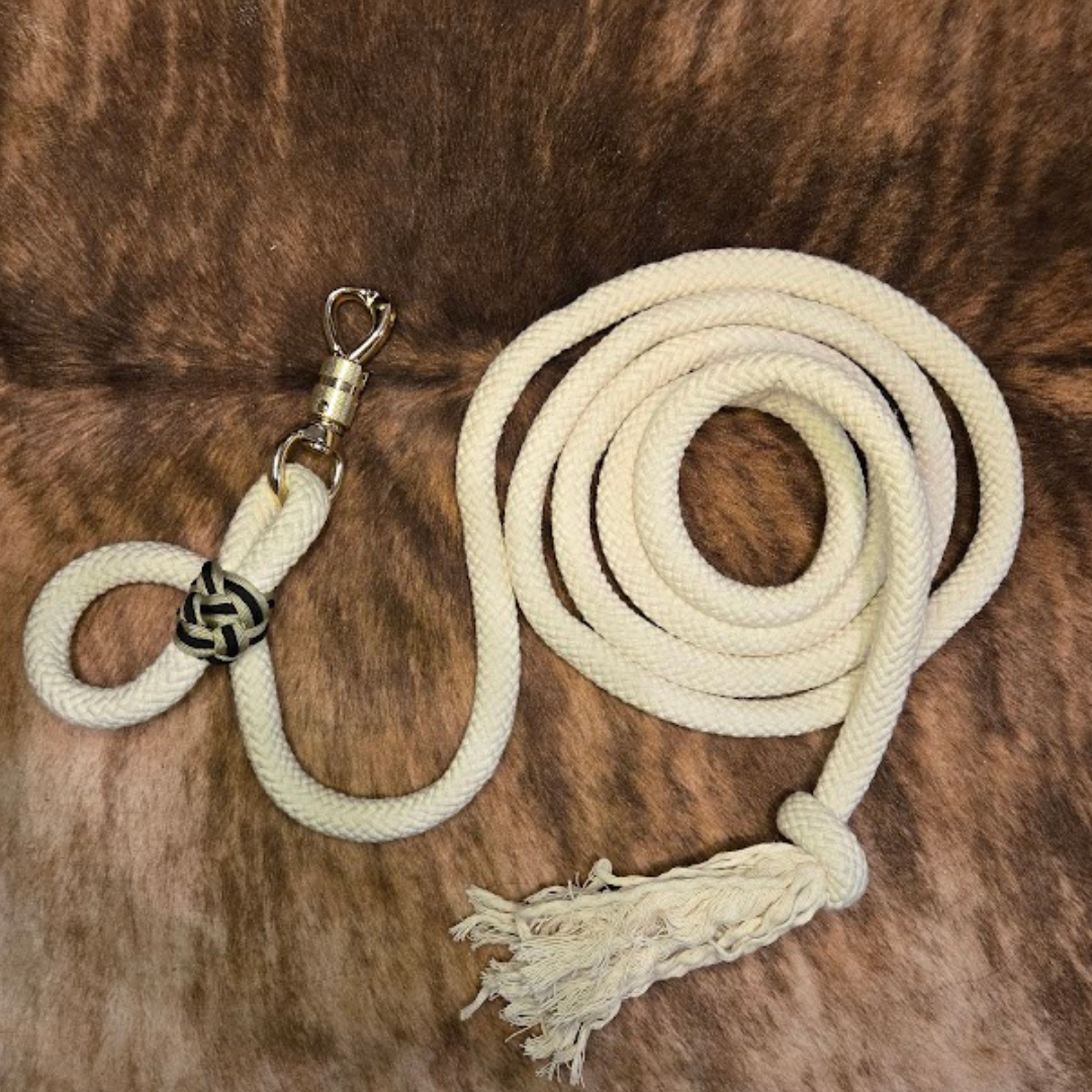 5/8" 12ft cream cotton lead rope with brass panic snap and tassel end - Sagebrush Tack