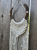 SB Macrame lucky horseshoe wall decor